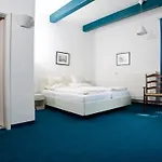 Hohes Haus Hotell 3*