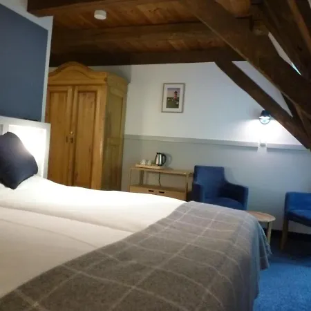Hohes Haus Hotel 3*