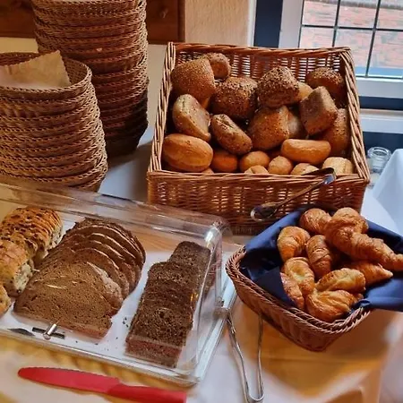 Hohes Haus Otel Greetsiel