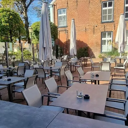 Hotel Hohes Haus 3*
