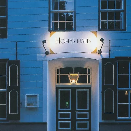 Hohes Haus 3*