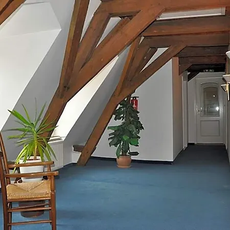 Hotel Hohes Haus 3*